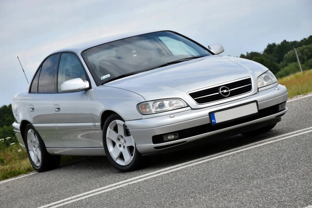 opel omega b fl sport 3 0 v6 211km 