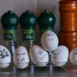 Mikroemocje – te uczucia, które trwają sekundy, a wpływają na całe decyzje